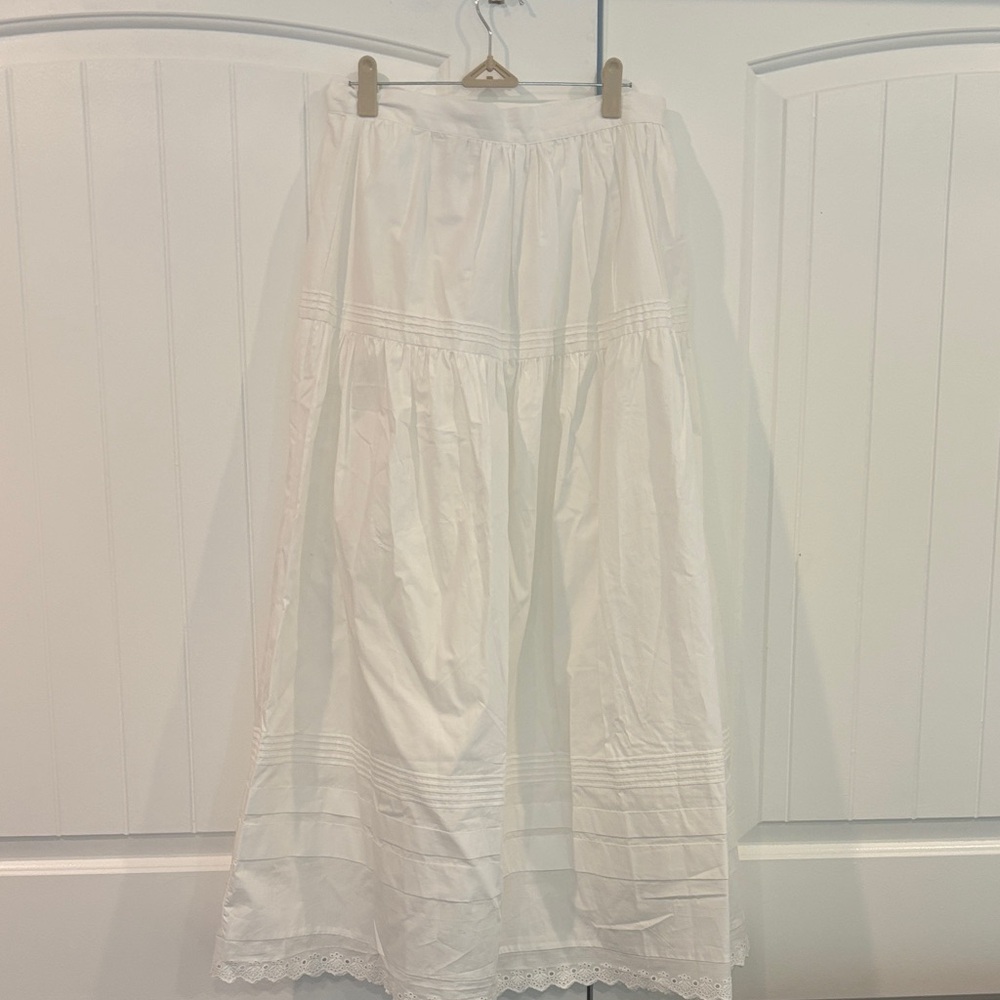 o.p.t Elegant White Skirt